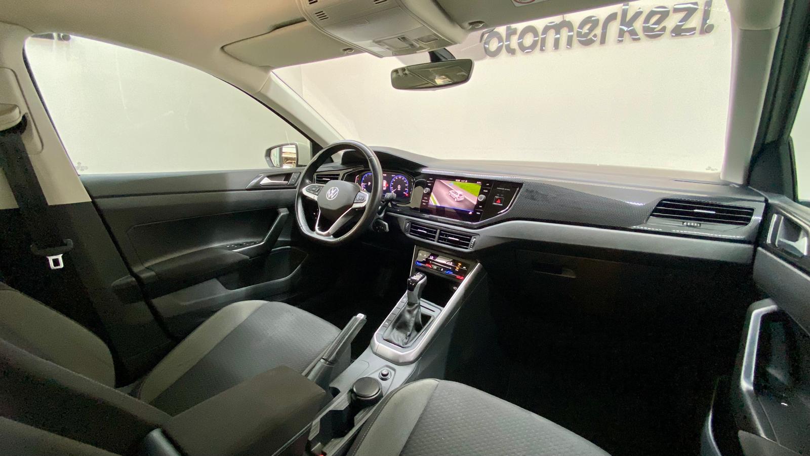 VOLKSWAGEN POLO 20